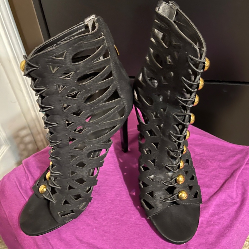 Guess shoes